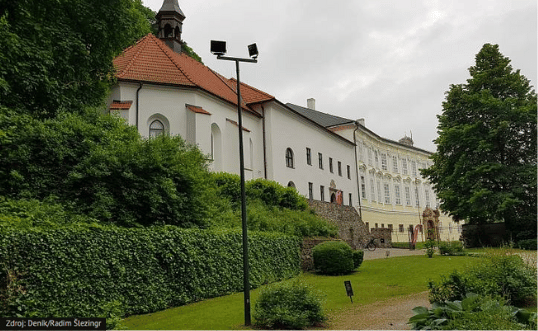 CZ_06_3_33_0_0_0_015_015_303_Fulnek.png