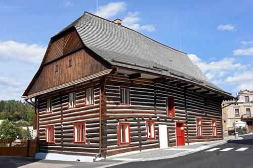 Na výlet na Královéhradecko lákají první revitalizované památky