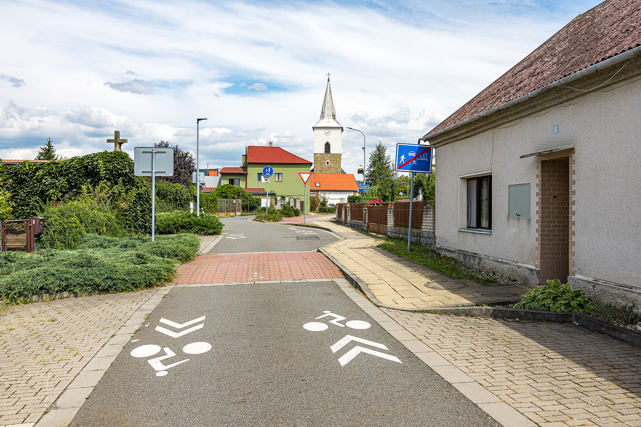 Stezka pro chodce a cyklisty Šternberk - Uničov - III. etapa